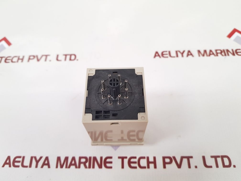 Omron H3Cr-a8E Solid State Timer