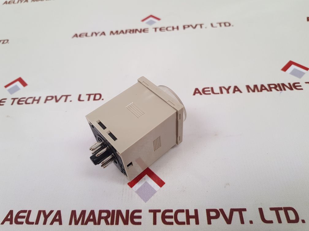 Omron H3Cr-a8E Solid State Timer