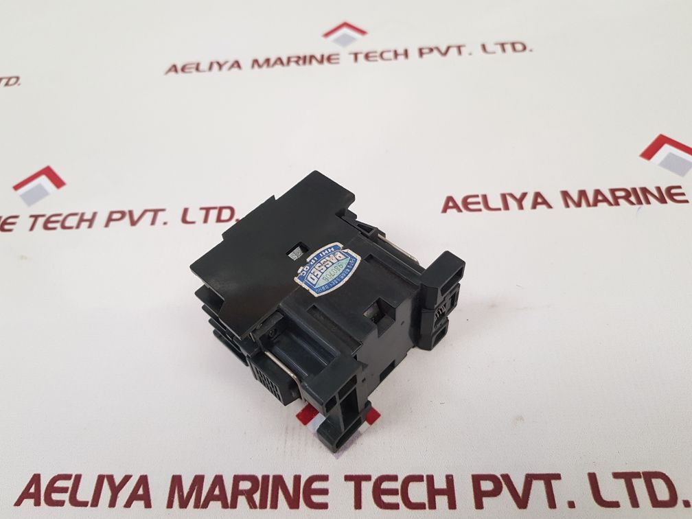 Hyundai Hmx 22 Contactor Relay 400V 50Hz 400...440V 60Hz