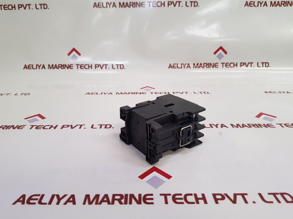 Fuji Electric Sc-0 [13] Contactor 4Nc0F0 Used