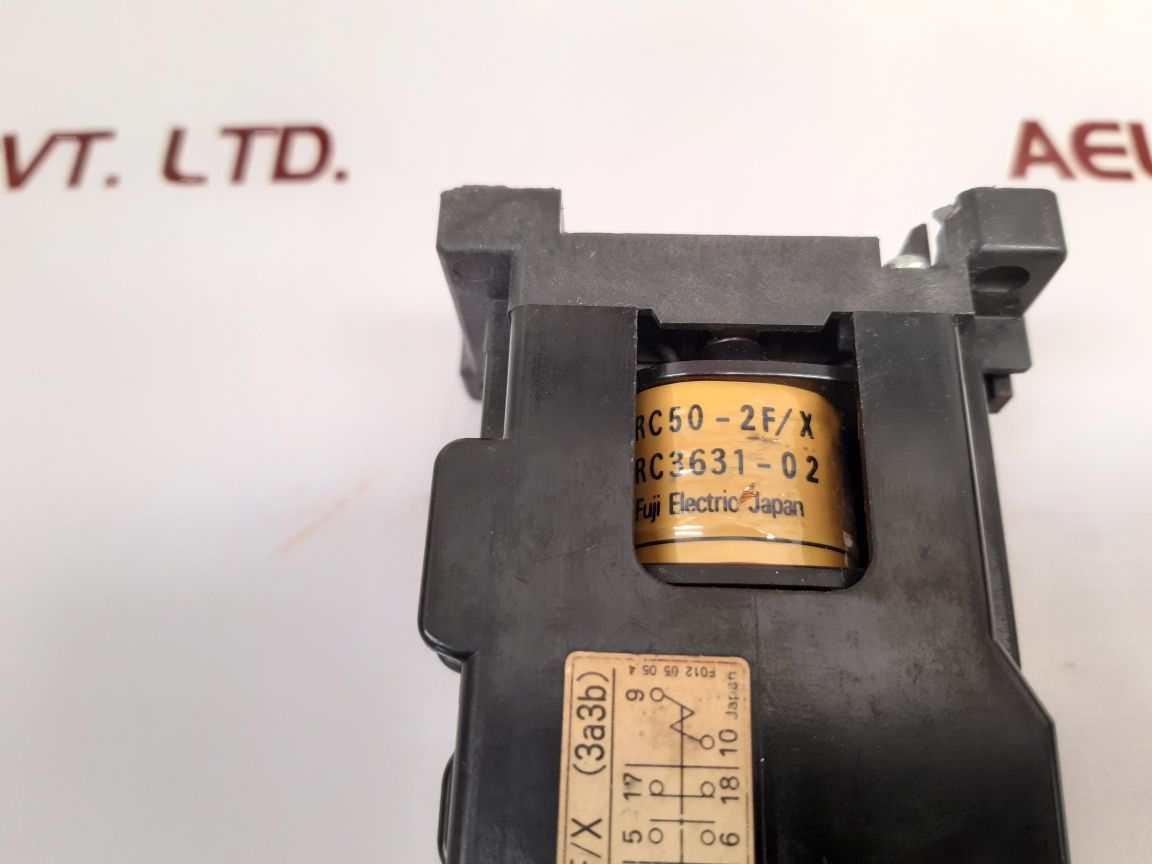 Fuji electric src50-2f/x (3a3b) auxiliary relay Used 