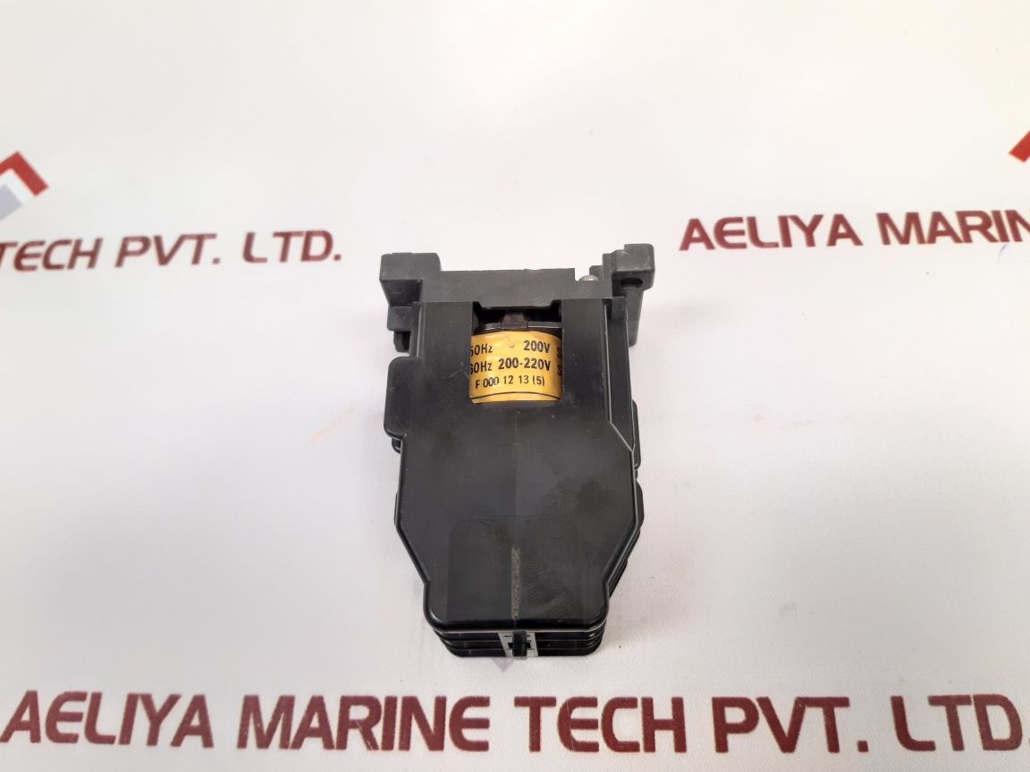 Fuji electric src50-2f/x (3a3b) auxiliary relay Used 