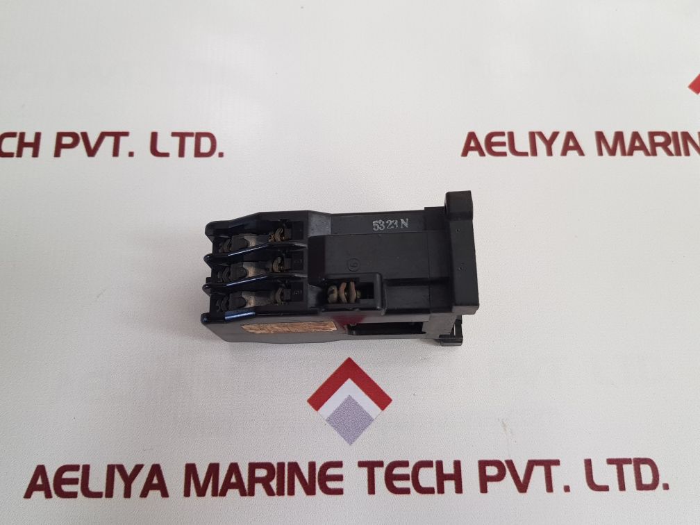 Fuji Electric Src 50-2F/X Contactor Src 3631-02