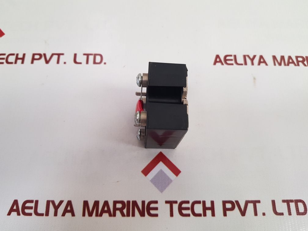 Crydom M5010015V Module