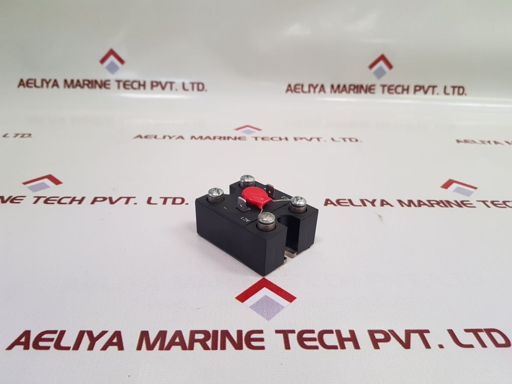 Crydom M5010015V Module