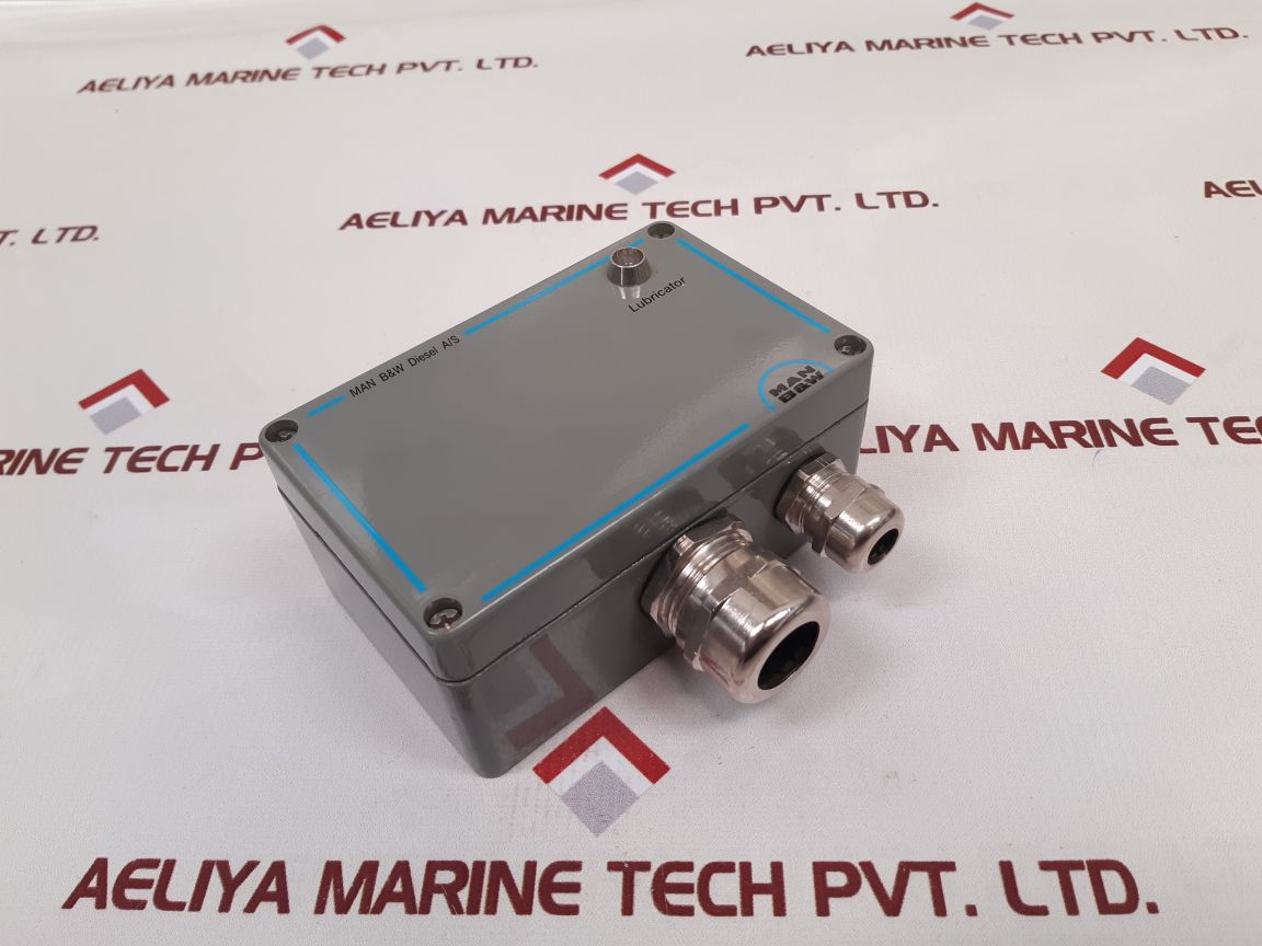 Man b&w lubricator New 