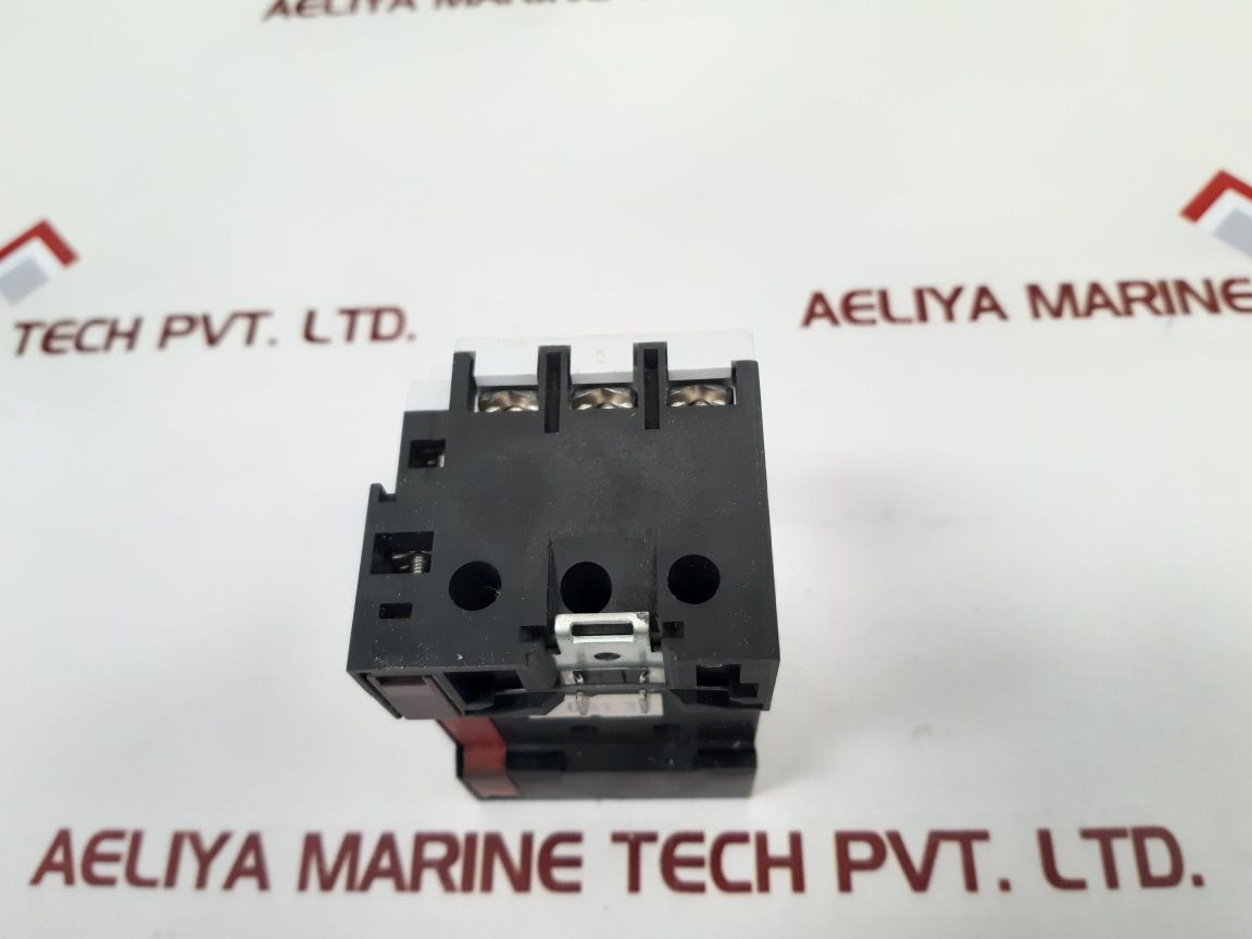 Siemens 3Vu1300-1Mj00 Circuit Breaker