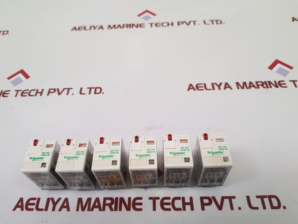 Telemecanique Schneider Electric Rxm4Ab2P7 Relay