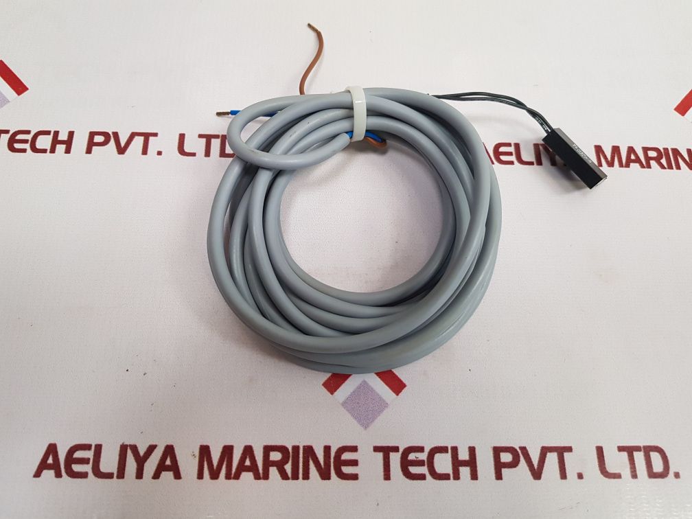 Hamlin 59145-010 Reed Switch