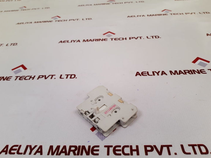 Siemens 3Ty7 561-1A Auxilary Contact Used