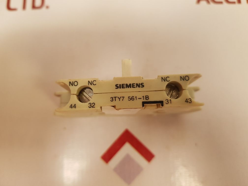 Siemens 3Ty7 561-1B Auxiliary Switch Block