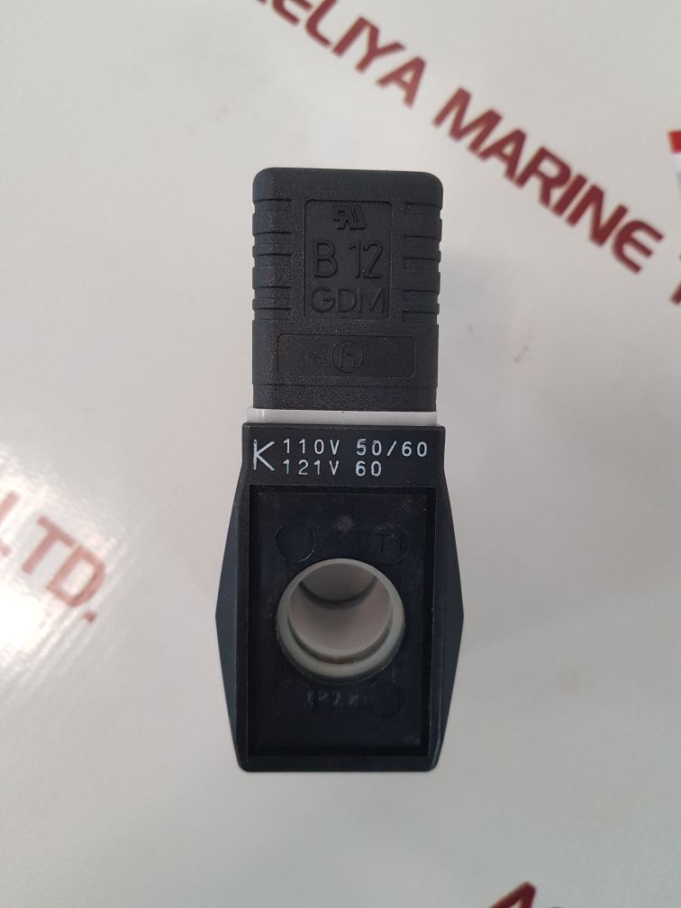 Danfoss rt200 pressure switch with a3281-003 and ckd adk11-20a valve with box 