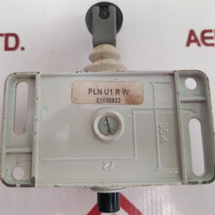 Lovato Plnu1-rw Za Limit Switch Ip65 Roller Push Plunger, Contacts