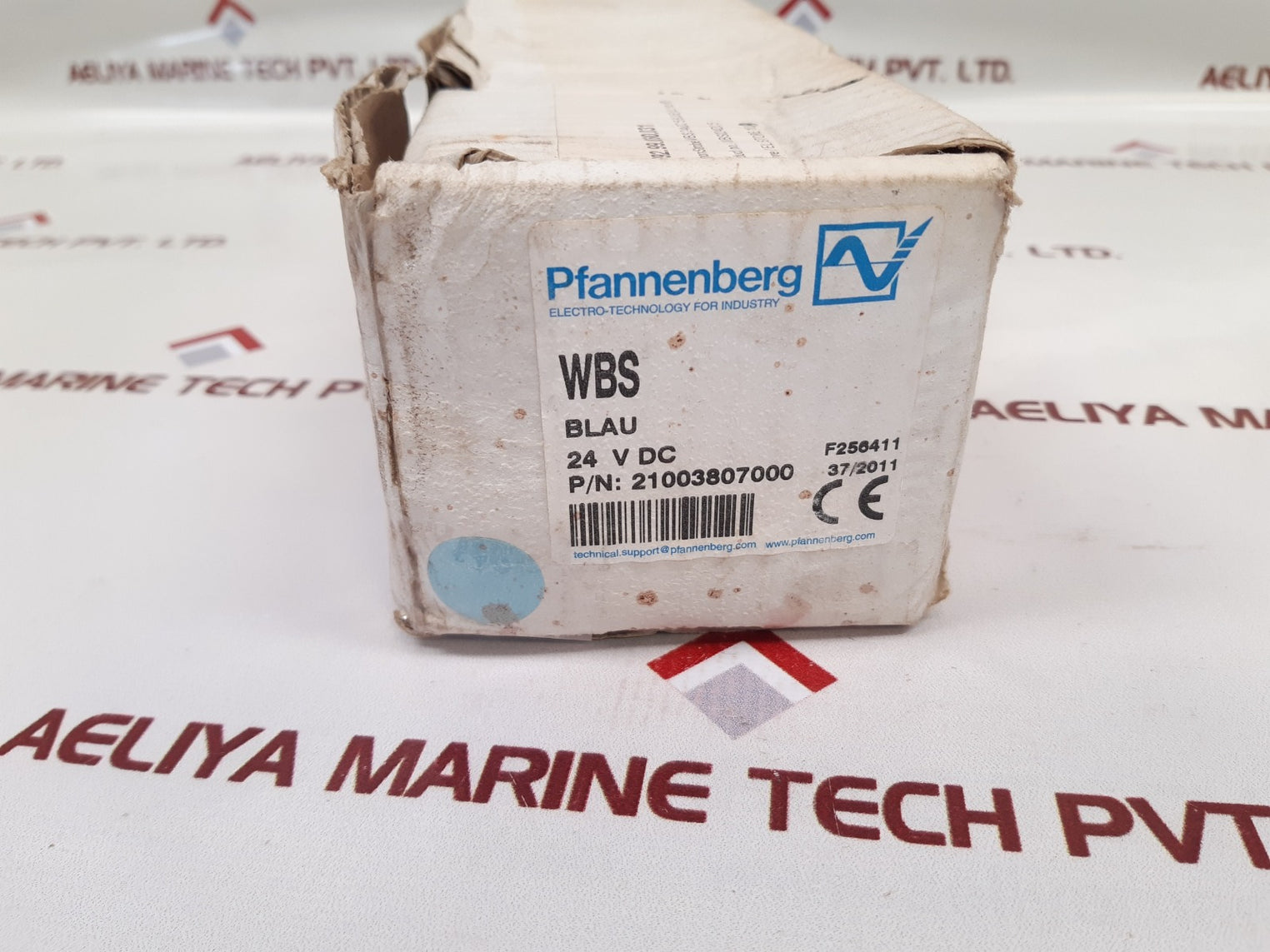 Pfannenberg 21003807000 Flashing Xenon Strobe Beacon