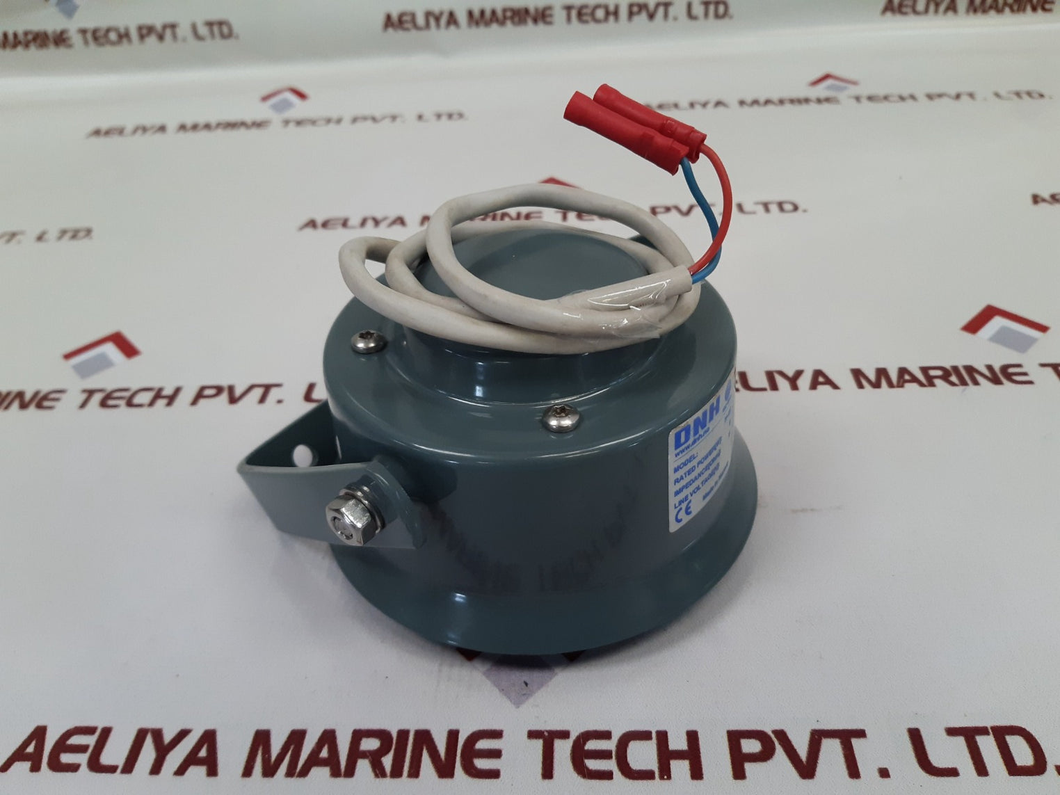 Dnh H-44 Loudspeaker