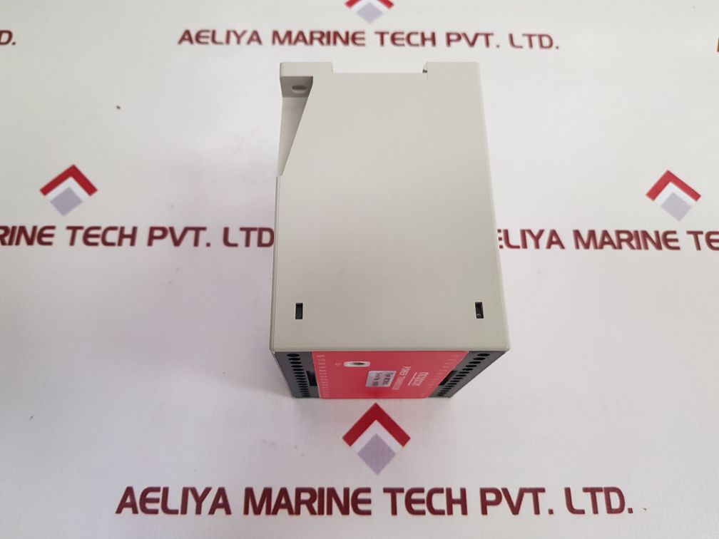 Megacon Mc2W3C Power Transducer 200-240V New