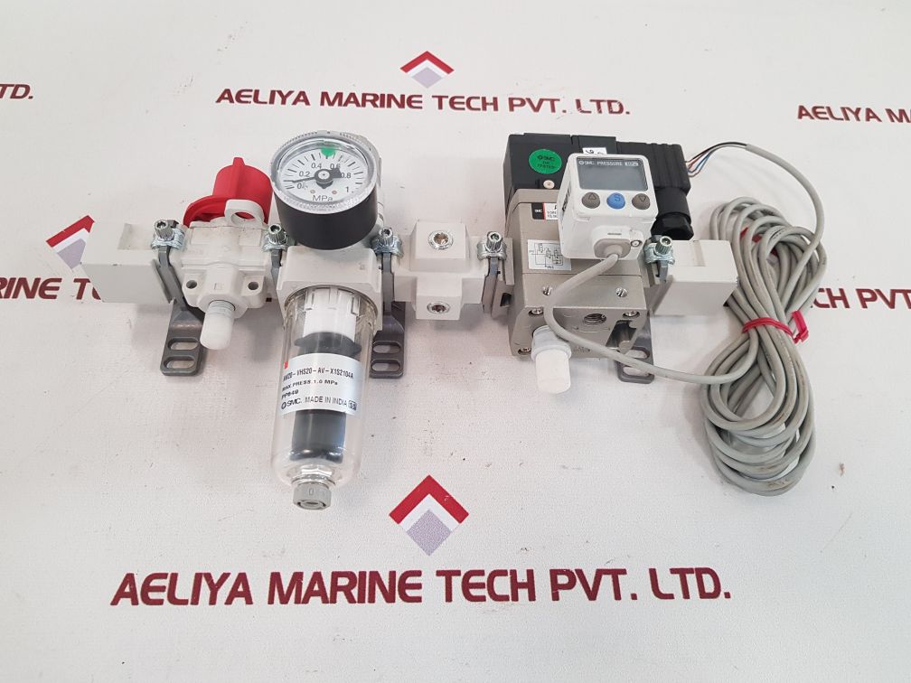 Smc av2000-02-5dz solenoid valve with aw20-vhs20-av-x1s2104a 
