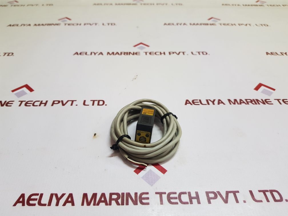 Omron E3S-ds10E41 Photoelectric Switch