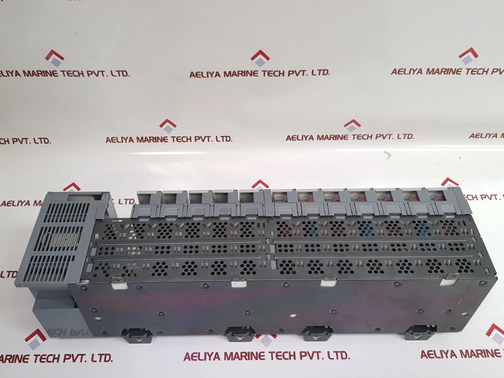 Allen Bradley 1746-a13 Ser: B Power Supply 13-slot Rack