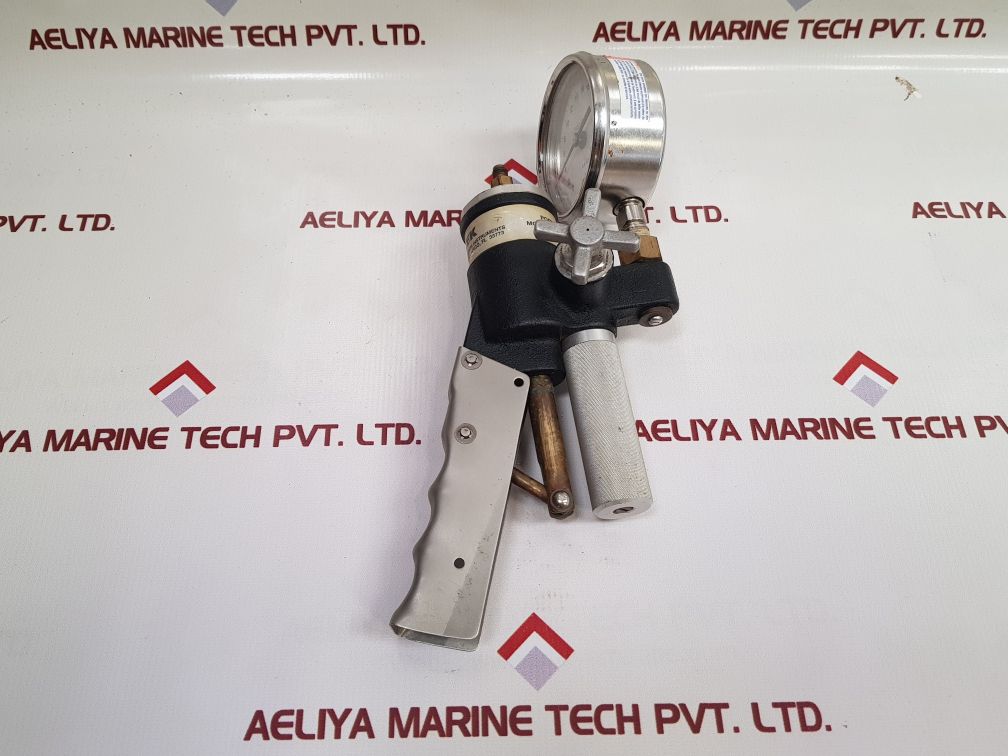 Ashcroft/Ametek T-750 Pressure Gauge Used