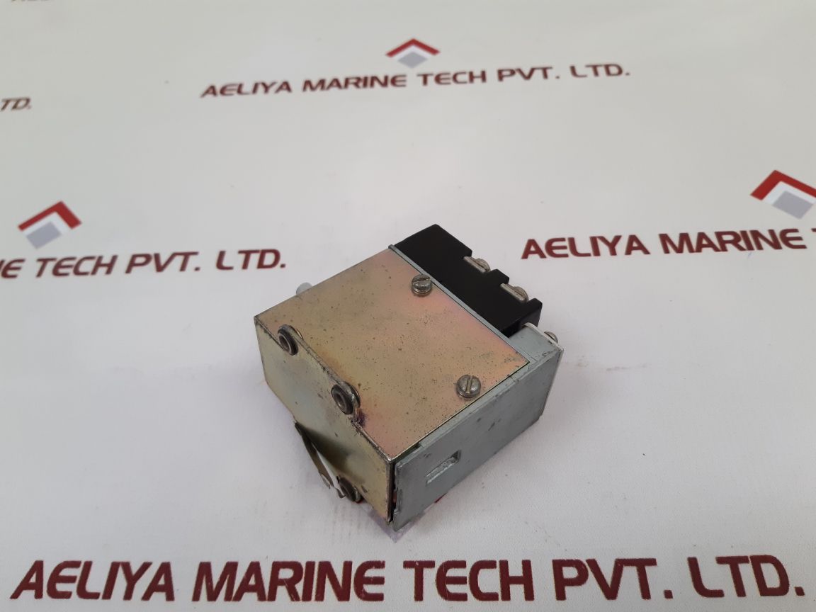 Allen-bradley 1496-n1 Pneumatic Time Delay Relay