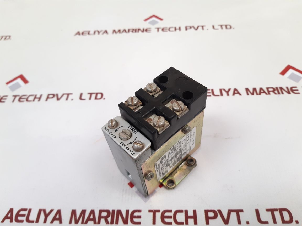 Allen-bradley 1496-n1 Pneumatic Time Delay Relay