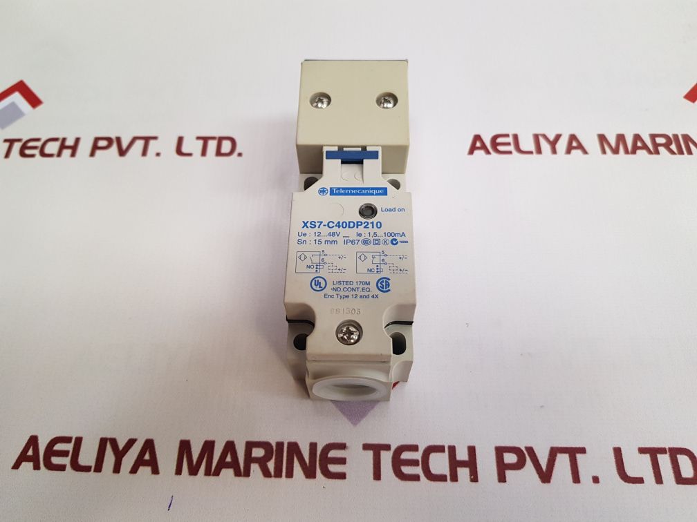 Telemecanique Xs7-c40Dp210 Inductive Proximity Switch