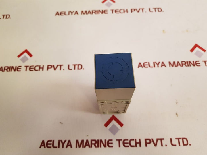 Telemecanique Xs7-c40Dp210 Inductive Proximity Switch