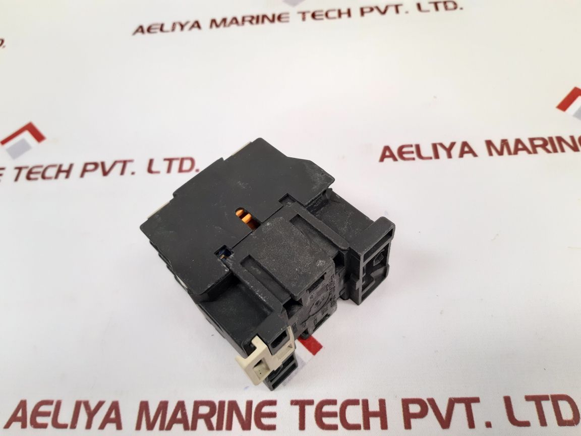 Telemecanique Ca2 Dn 22 Magnetic Contactor Relay