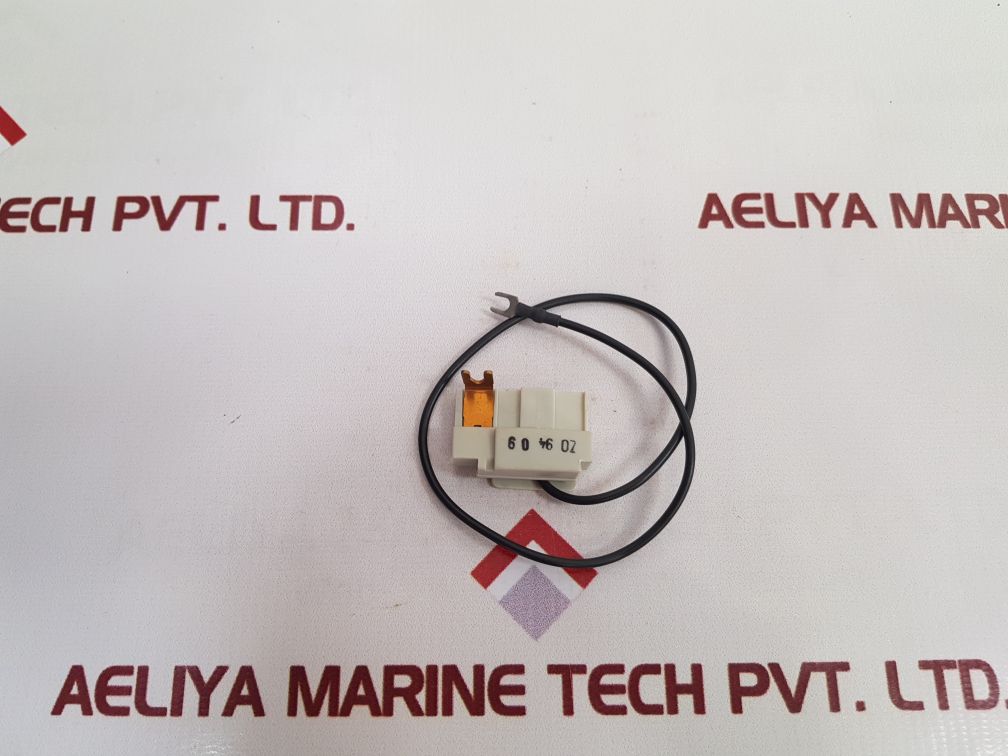 Siemens 3Tx7402-3H Surge Suppressor Varistor With Cable Spacer