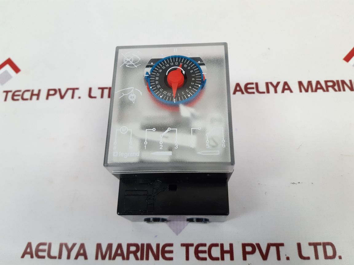 Legrand 499 21 Analogue Time Switch
