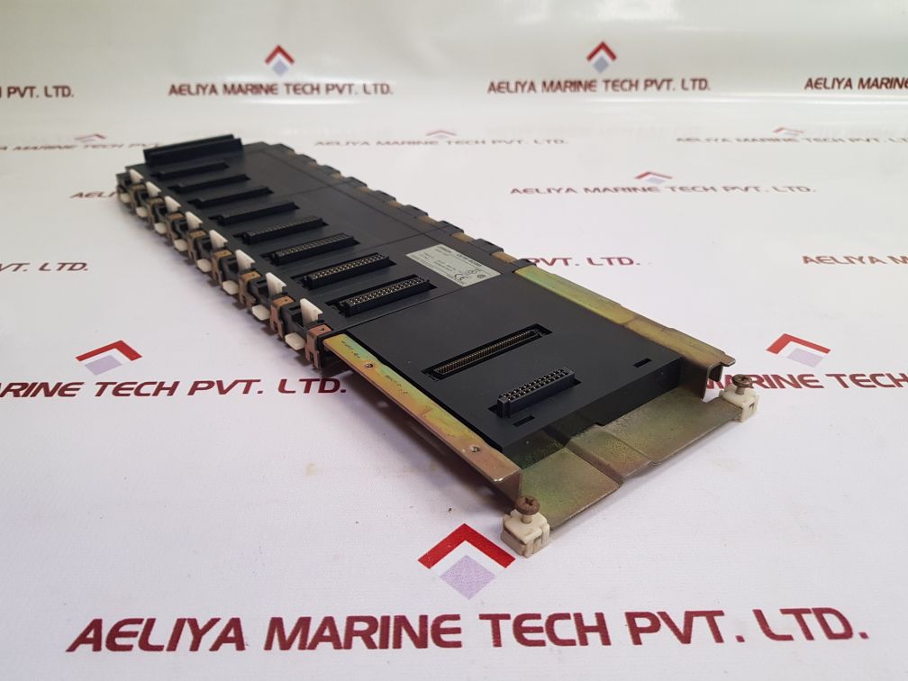 Omron Cs1W-bc083 Base Unit