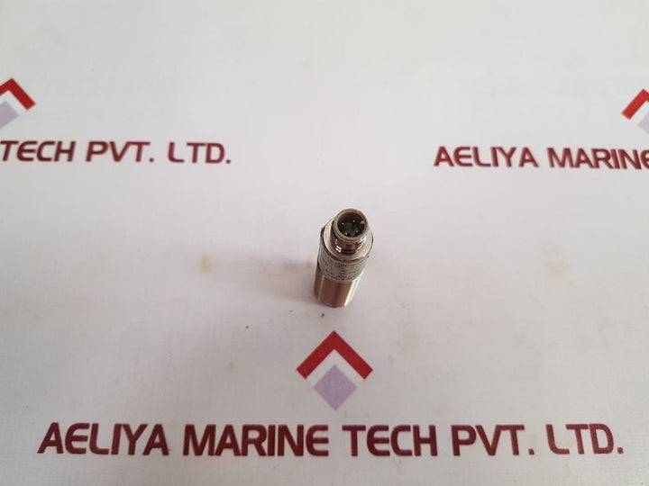 Omron e3f2-r4b4-m1-m photoelectric sensor