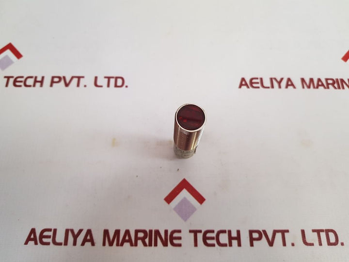 Omron e3f2-r4b4-m1-m photoelectric sensor