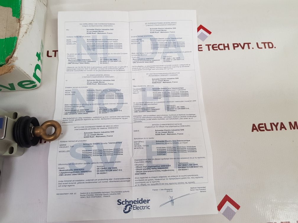 Telemecanique Xy2 Ce1A296 Emergency Stop Trip Wire Switch