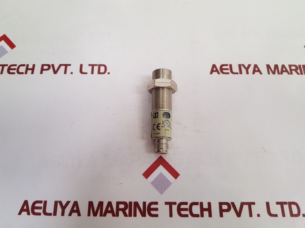 Omron E3F2-r4B4-m1-m Photoelectric Switch Used 