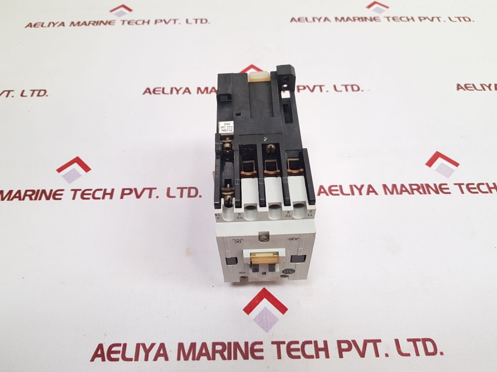 Allen-bradley 100-a30Nz*3 Contactor