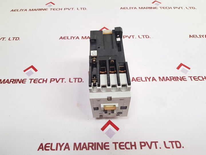 Allen-bradley 100-a30Nz*3 Contactor