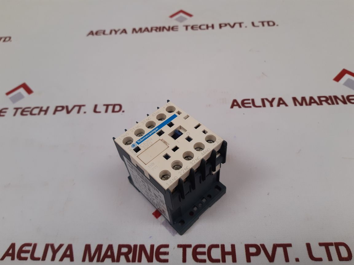 Telemecanique Ca3Kn 22Fd Control Relay

