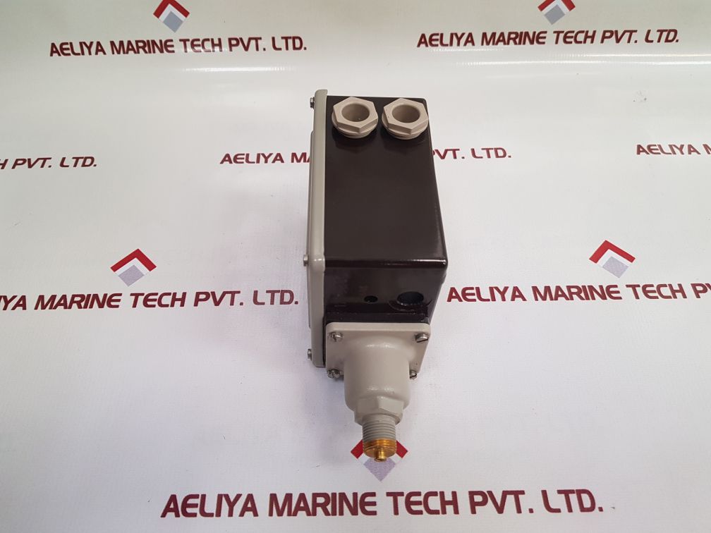 Danfoss 17-5200 Pressure Control