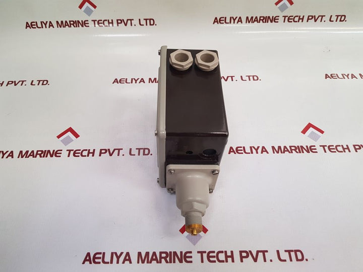 Danfoss 17-5200 Pressure Control