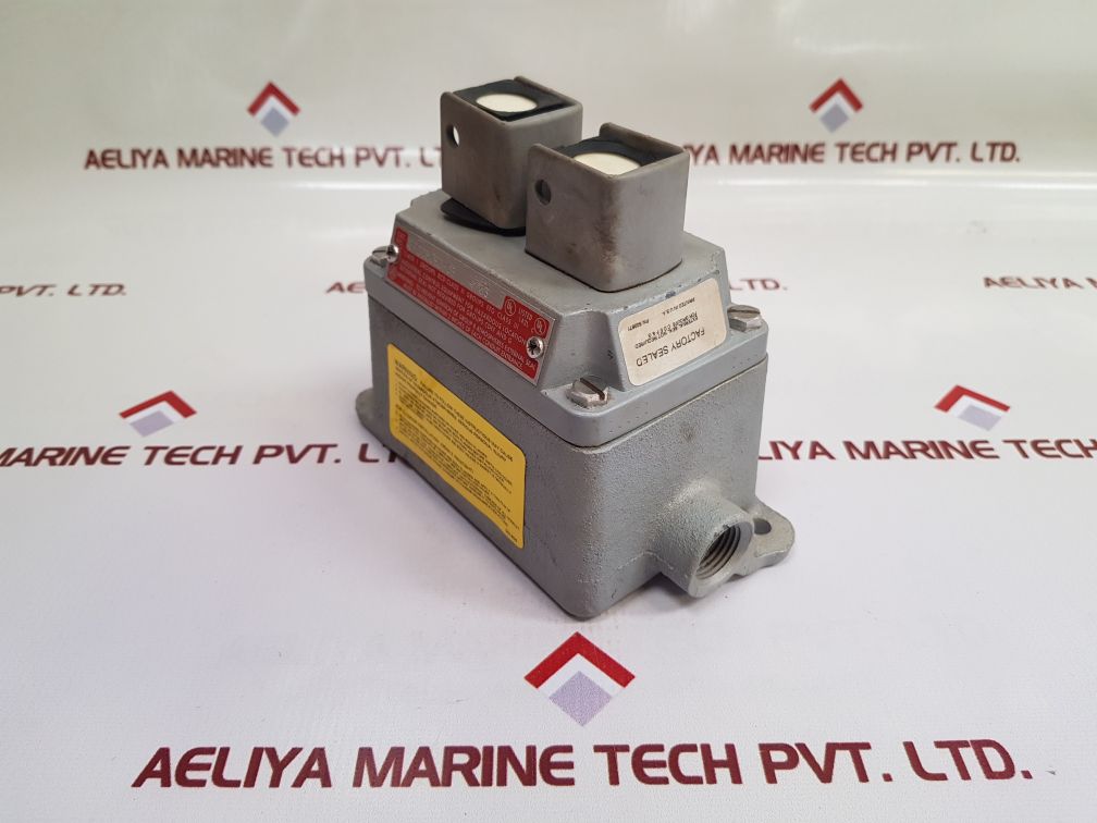 Appleton 502871 Push Button Switch Efdcb150U2-app