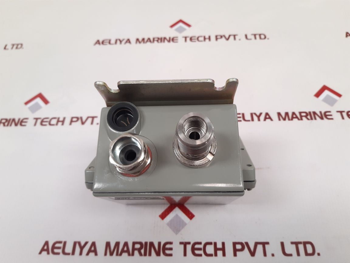 Danfoss Emp2 Pressure Transmitter 084G2106