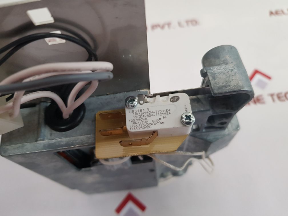 Maytag Y23002897 Door Lock Assembly