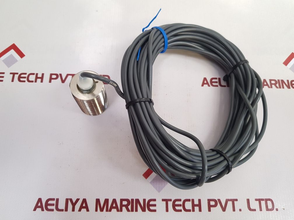 Omron E2A-m30Ks15-wp-b1 Photoelectric Switch