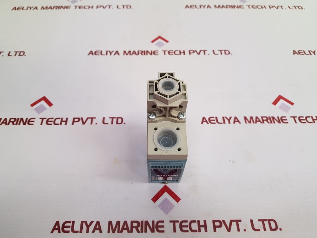 Telemecanique Xml A035A2S11 Pressure Switch