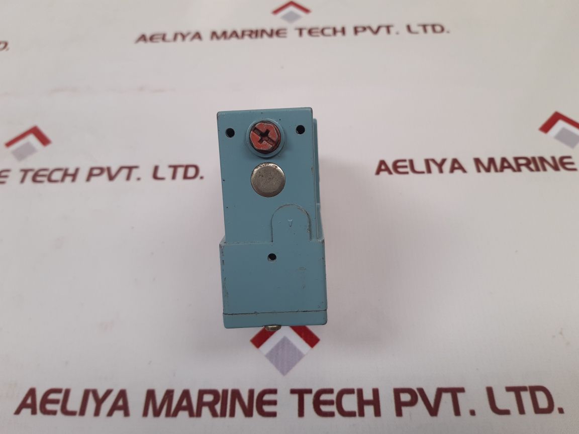 Telemecanique Xml-a004A2S11 Nautilus Pressure Switch