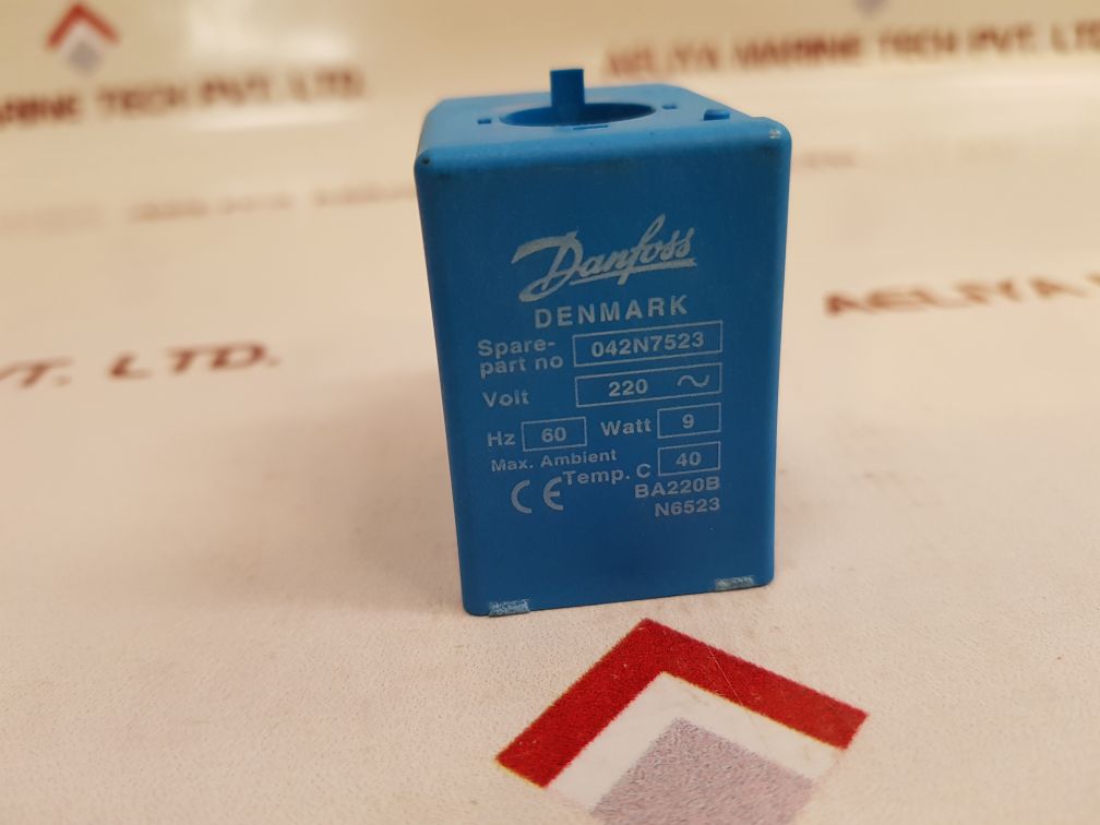 Danfoss 042N7523 Solenoid Valve Coil New
