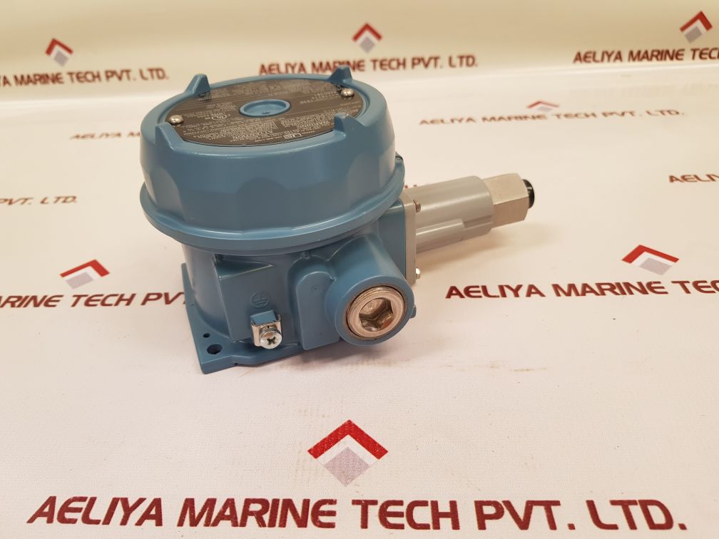 United Electric J120-612 Differential Pressure Switches 125 To 3000 8.6 To 206.8