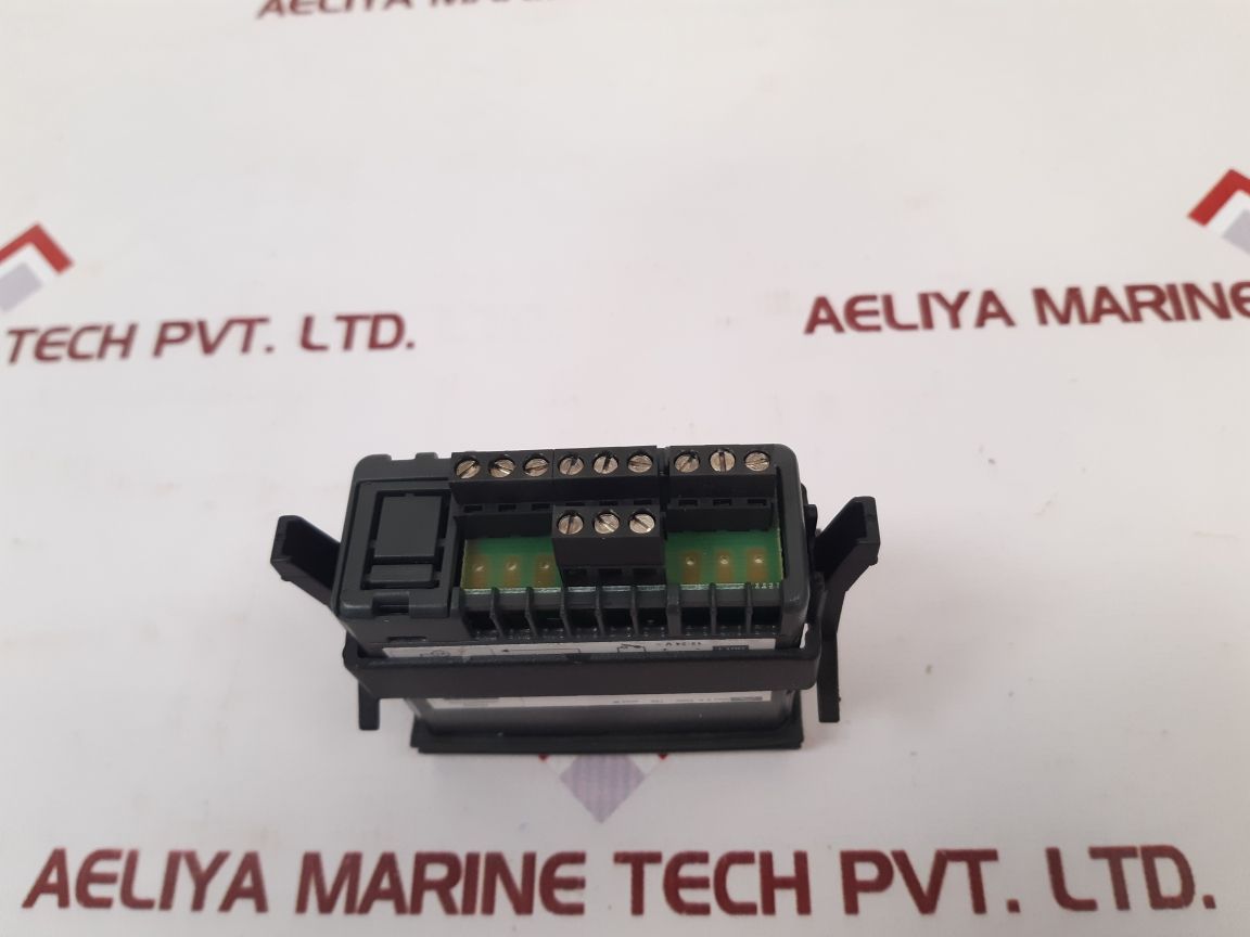 Carel Ir32W30000 Temperature Controller Rev. 1.031